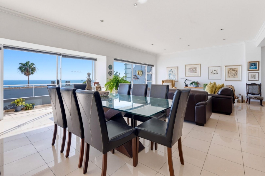 3 Bedroom Property for Sale in Sea Point Western Cape